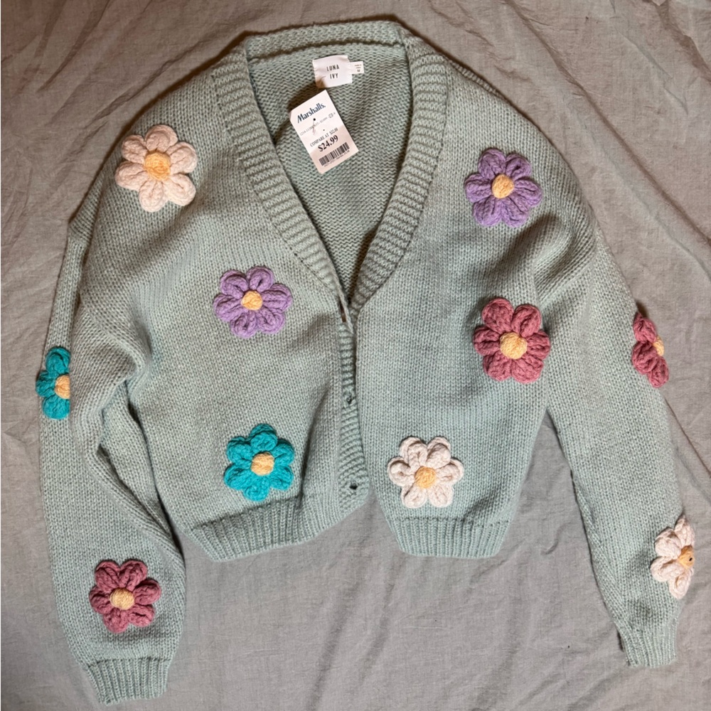 Floral Embellished Women's Sweater - Multicolor